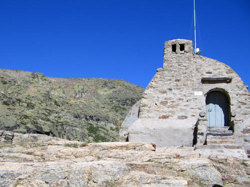 Ascenso al Pealara: Refugio Zabala